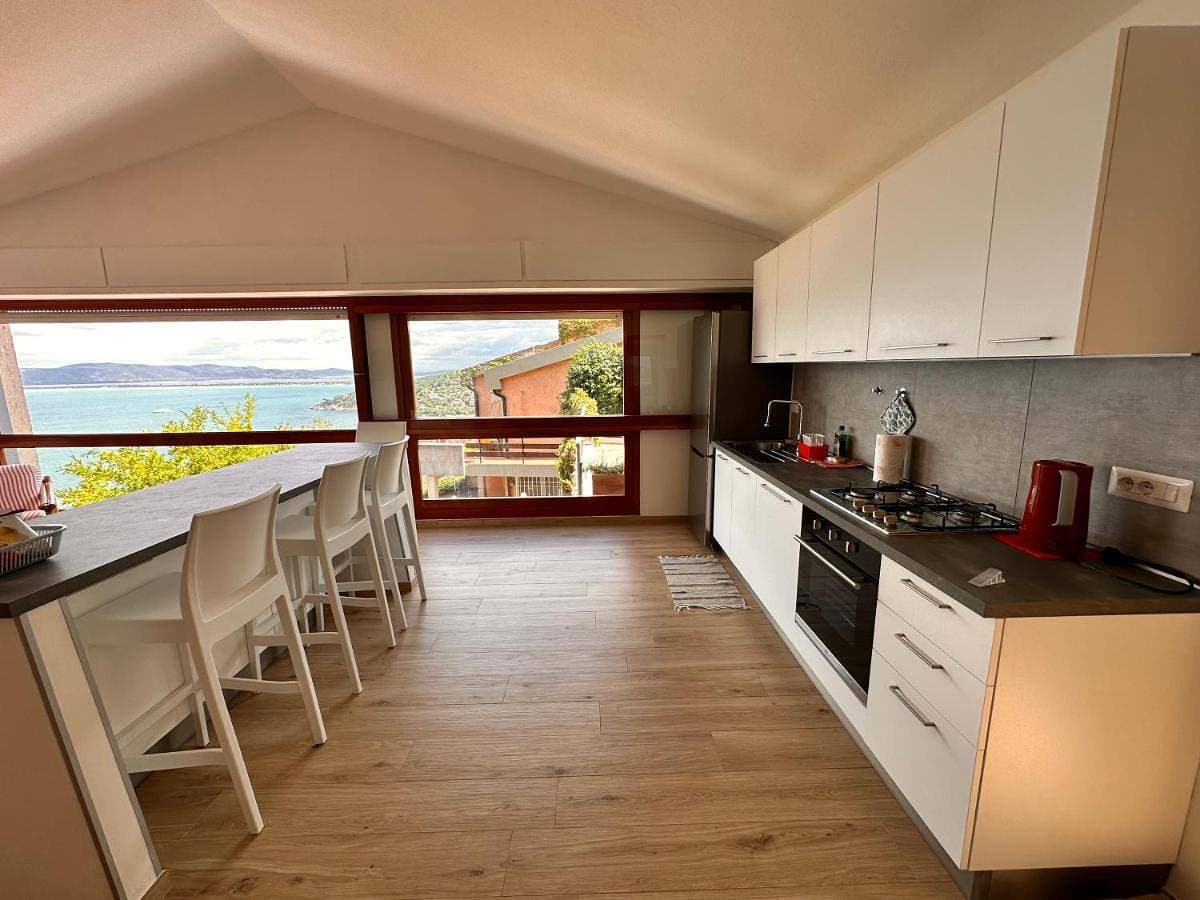 Foto 4 von 33: Two-Bedroom House