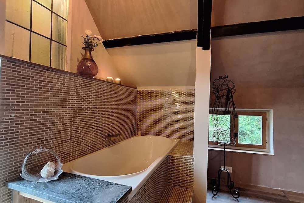 Foto 6 von 17: In the heart of the Calvados, near the D-day beaches, detached house with garden