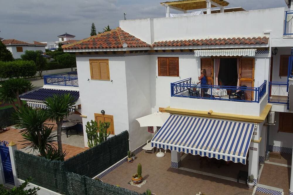 Foto 5 von 30: Sonnige Wohnung mit Balkon mit Meerblick, Strandnähe und Ausrichtung nach Süden