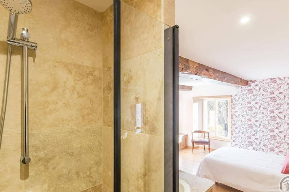 Foto 6 von 16: Charmantes Landhaus mit großem Grünbereich