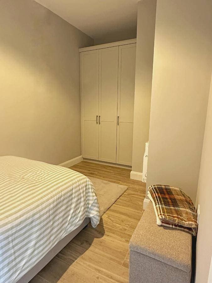 Foto 4 von 9: One-Bedroom Apartment