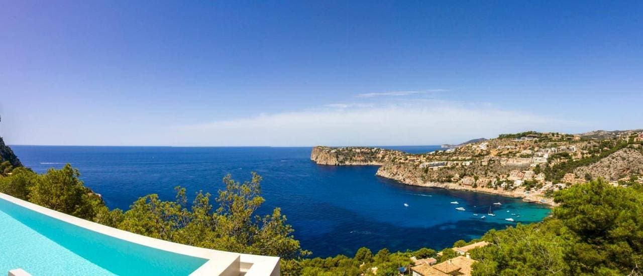 Foto 4 von 41: Luxury 6 Bedroom Villa with Superb Sea Views, Mallorca Villa 1014