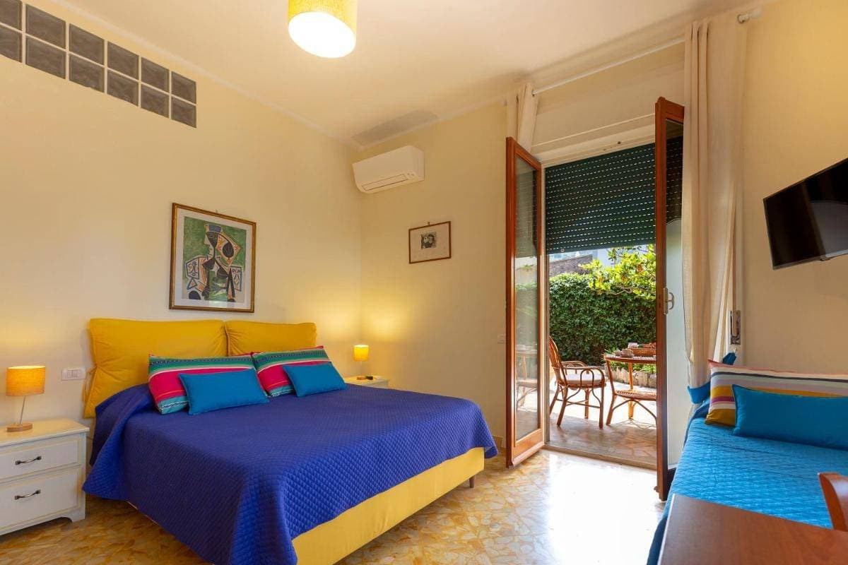 Foto 2 von 10: Villa Rosa Sorrento - Studio 3 Pers