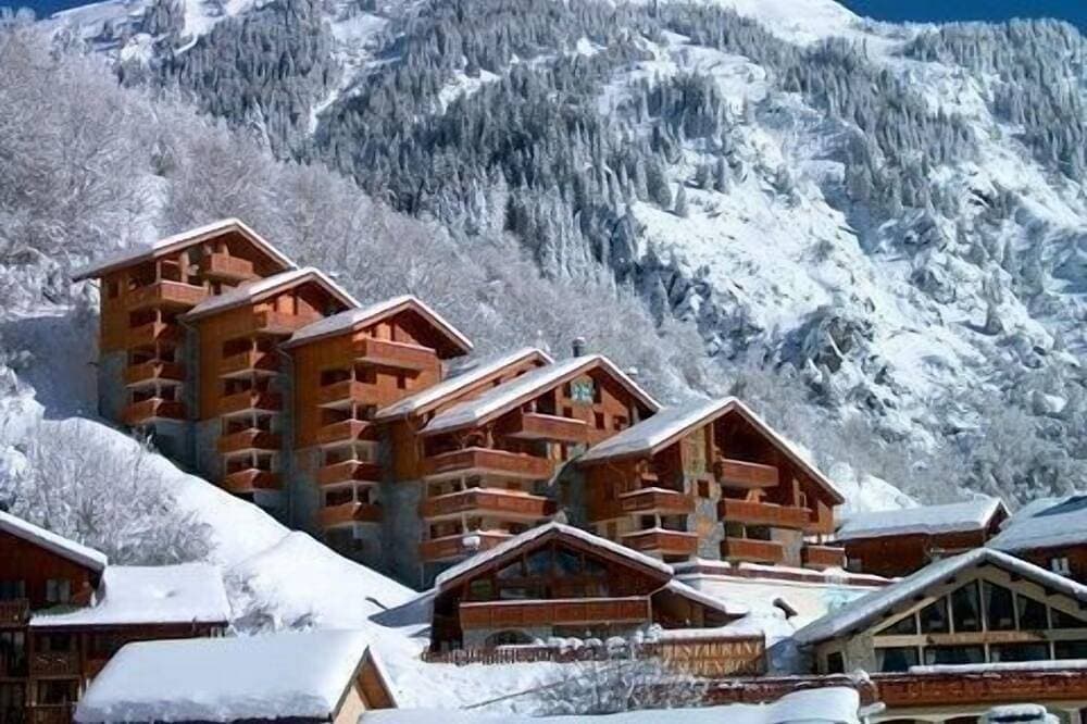 Foto 10 von 17: Bis 100m skipiste, 6te Etage, blick berg, terrasse, fernseher, schließfach für die skier, 40m²