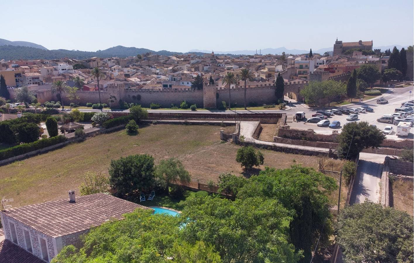 Foto 5 von 34: Gemütliche 1-Zimmer-Wohnung mit Pool und Küche in der Nähe von Platja de Sant Joan