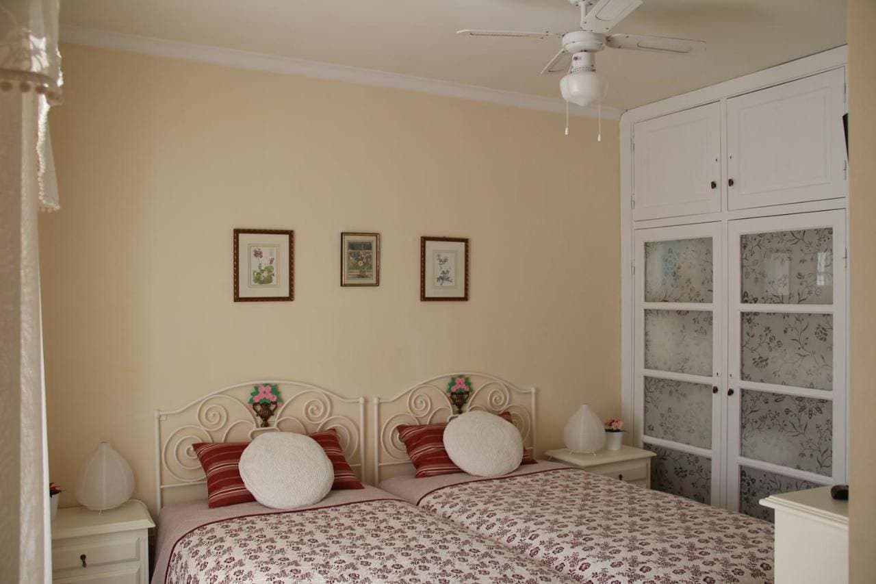 Foto 6 von 10: Twin Room