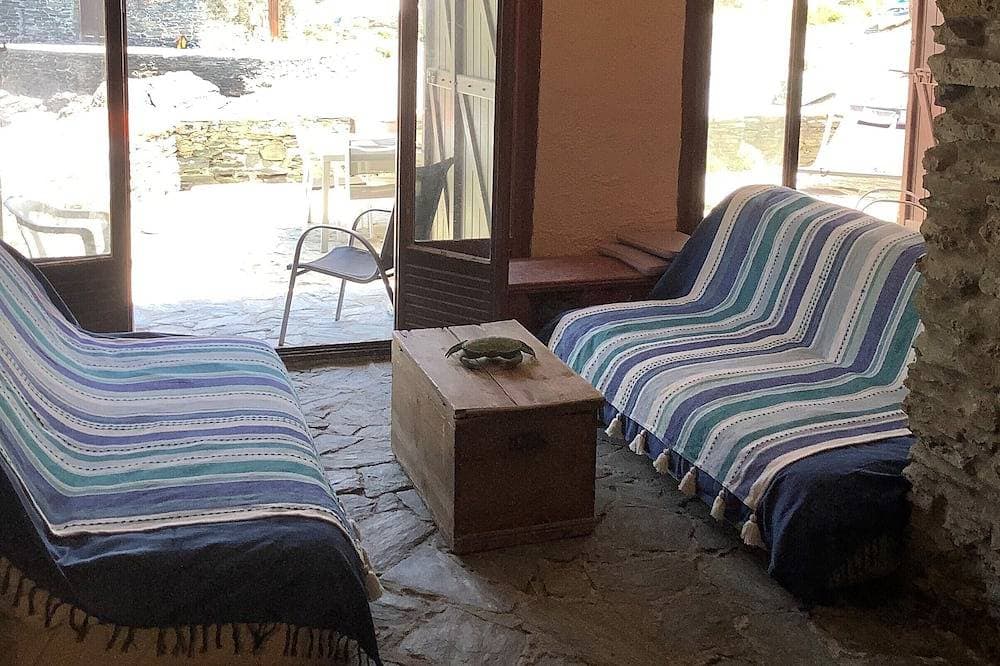 Foto 10 von 30: La Casette ein charmantes Haus Füße im Wasser
