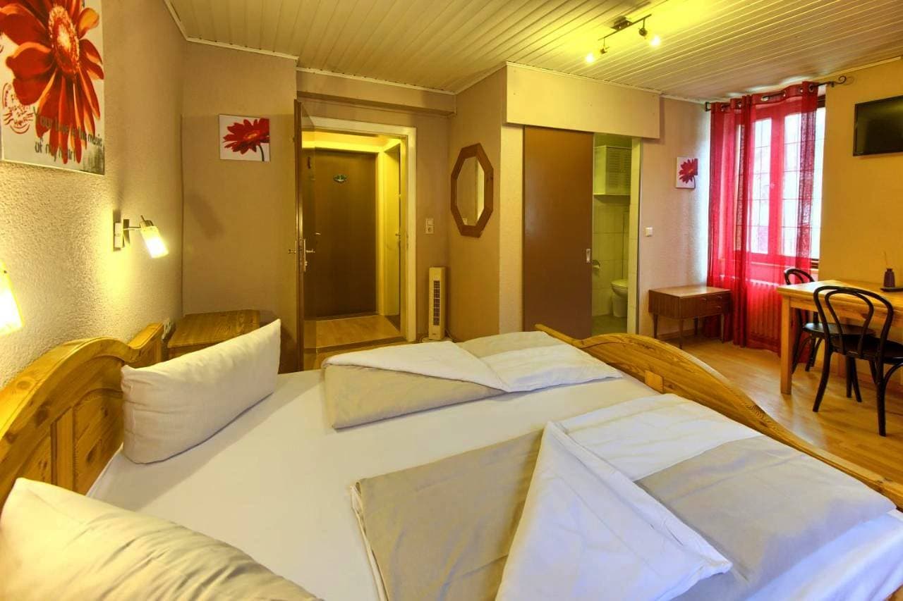 Foto 5 von 5: Budget Double Room
