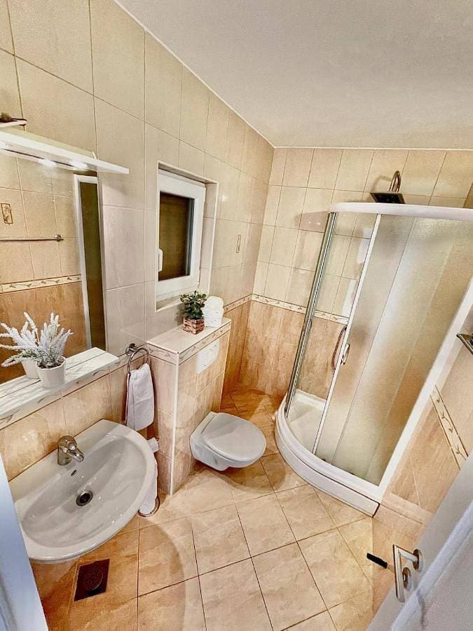 Foto 5 von 22: One-Bedroom Apartment