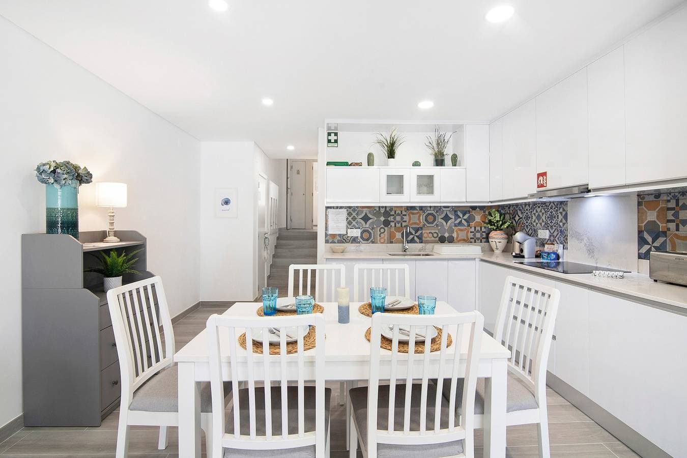 Foto 11 von 28: Ferienwohnung 'Acácia' mit privater Terrasse, WLAN und Klimaanlage