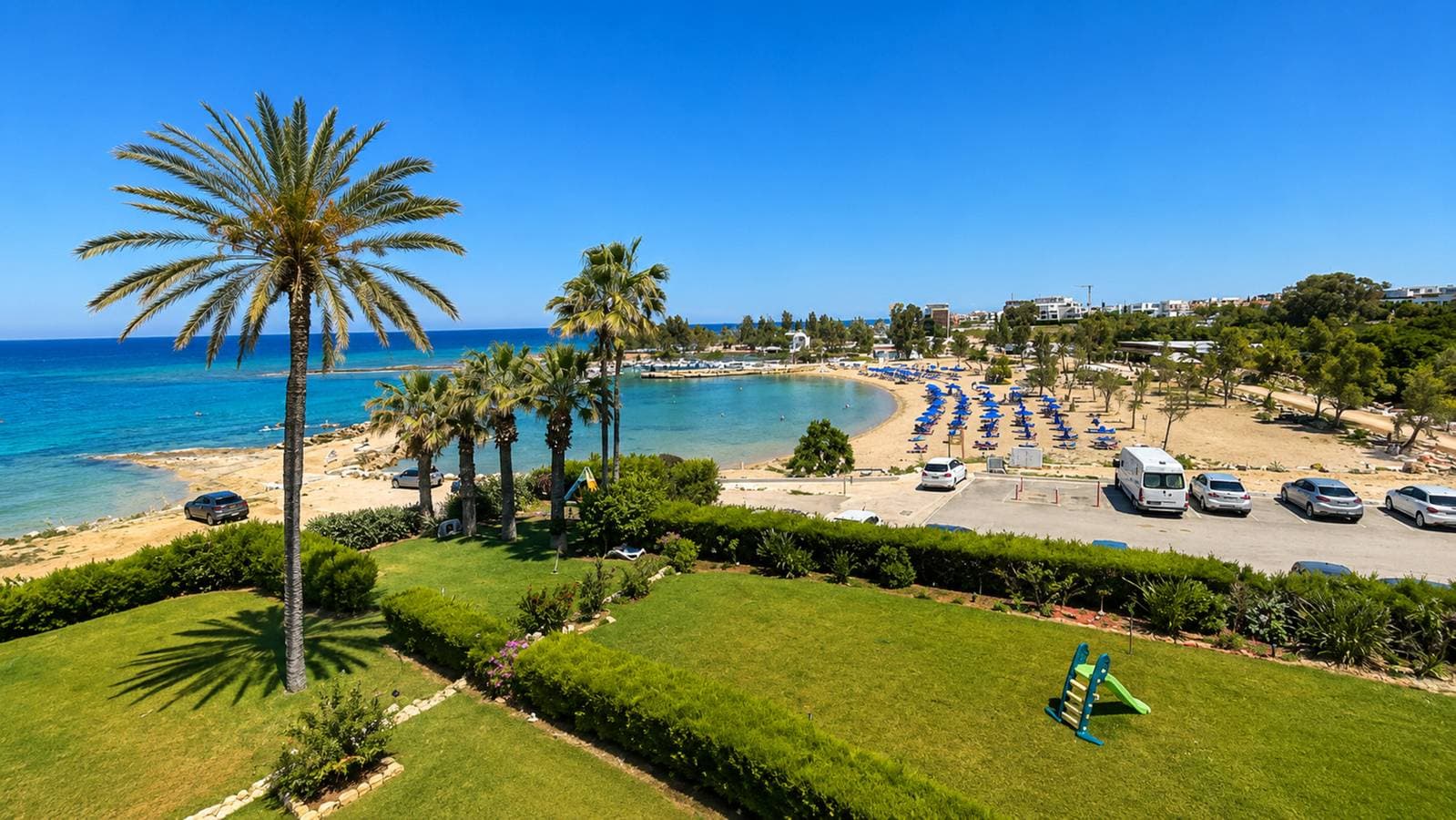 Foto 9 von 22: Trident Luxury Beach Apt