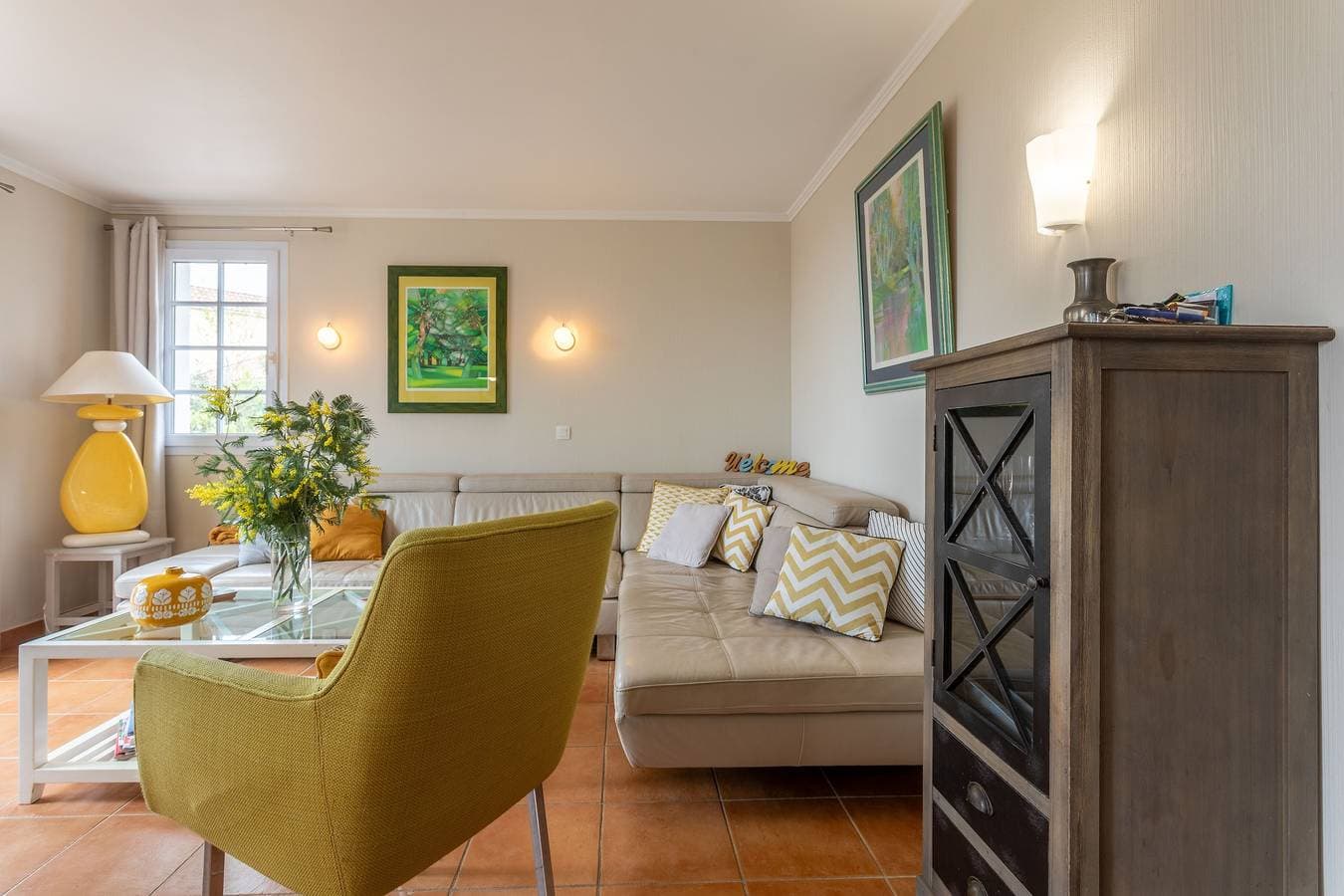 Foto 7 von 30: Ferienwohnung 'Grande Terrasse Vue Mer' mit Meerblick, Gemeinschaftspool und Wi-Fi