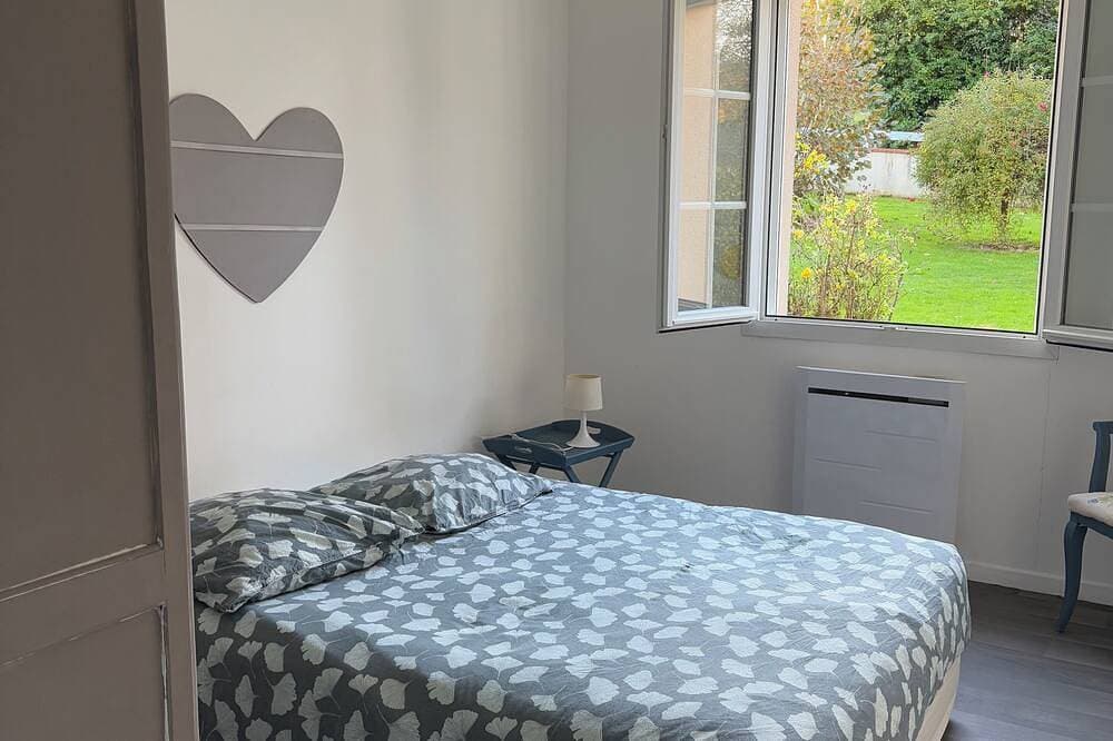 Foto 7 von 27: Just a stone's throw from Puys Beach and Dieppe, \"Le Titou\" Vacation Rental in Petit Caux Bracquemont