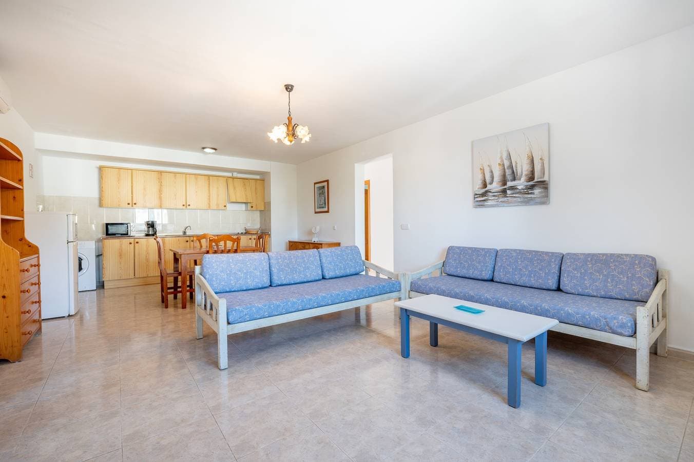 Foto 8 von 25: Apartment mit Klimaanlage, Pool, WLAN, Balkon und strandnaher Lage