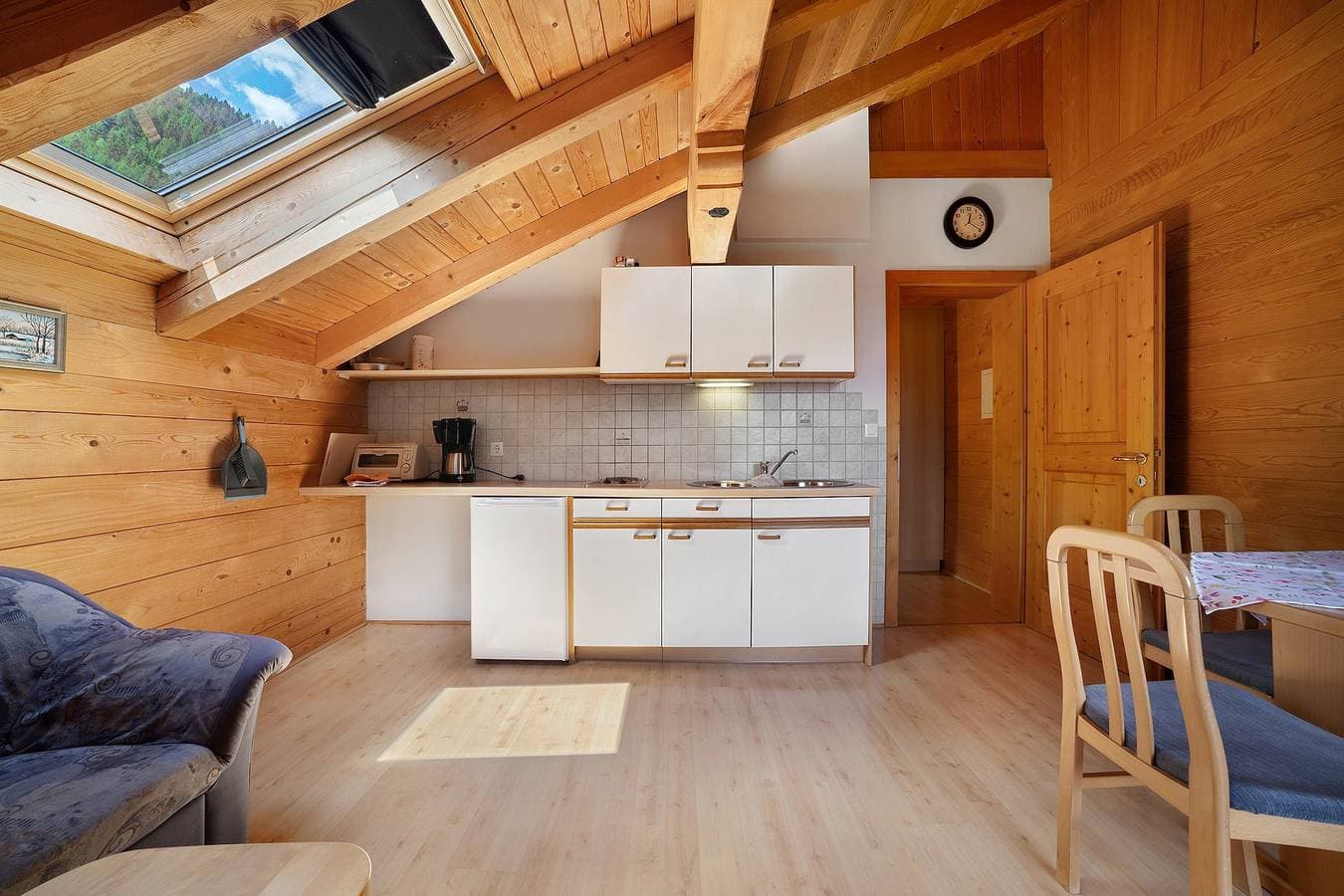 Foto 7 von 25: Ferienwohnung 'B' mit Bergblick, Balkon und WLAN