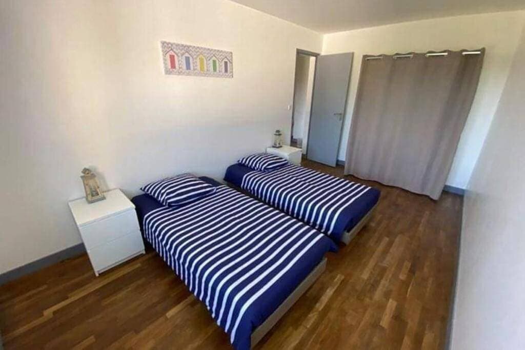 Foto 13 von 13: Five-Bedroom House
