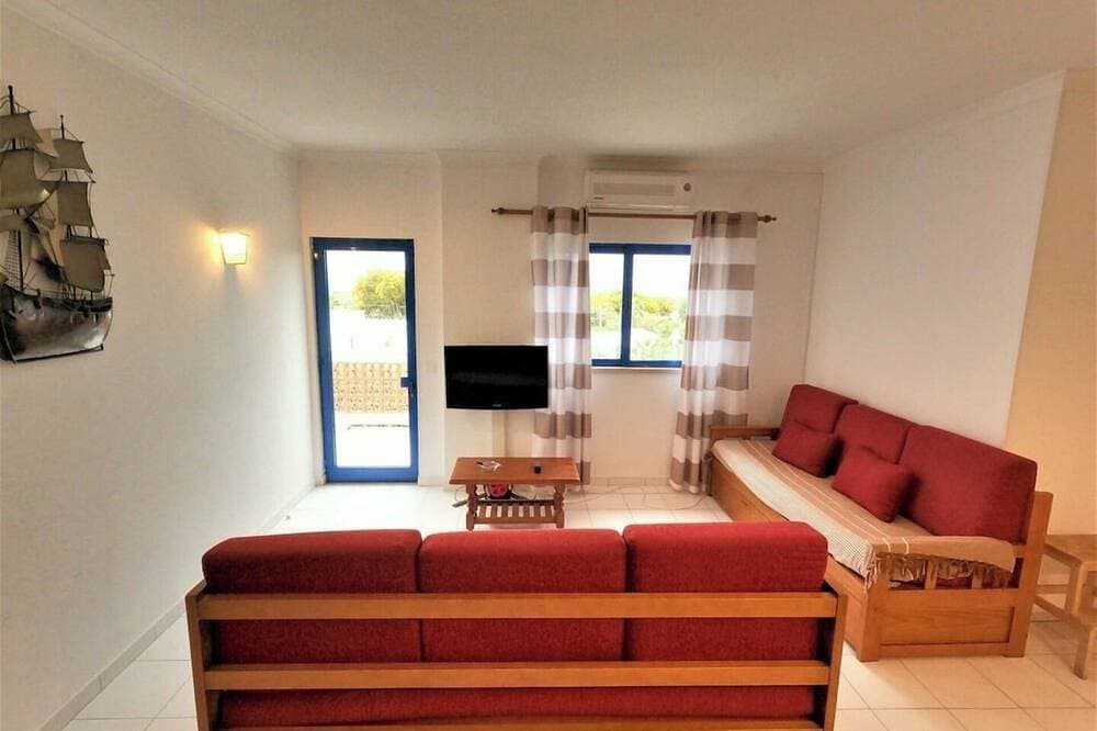 Foto 13 von 29: Algarve, T2 apartment w/sea view, near Faro