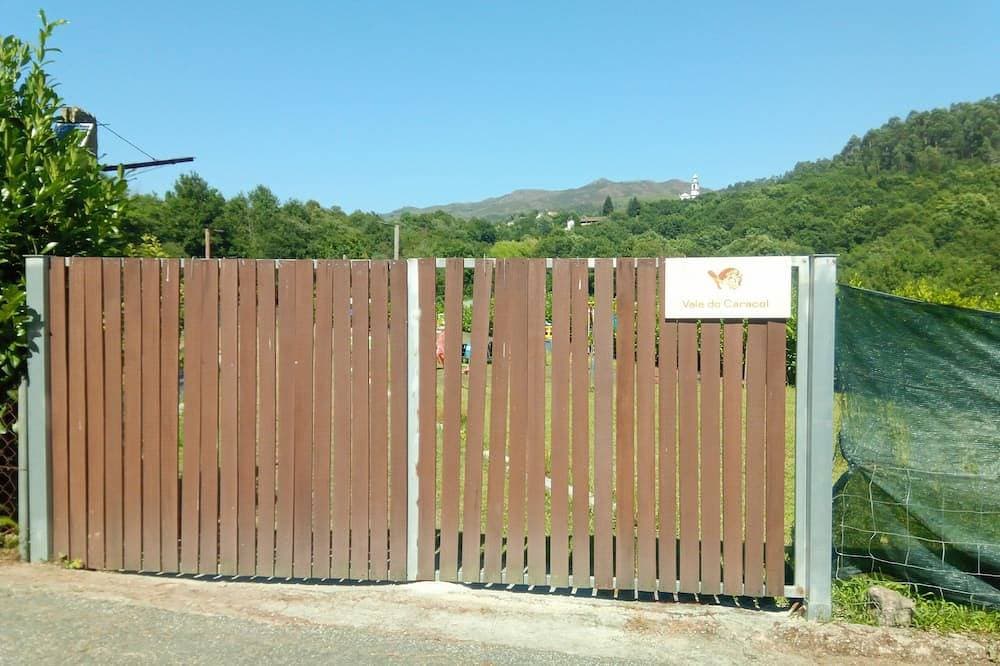 Foto 4 von 9: Accommodation with swimming pool and connection to nature