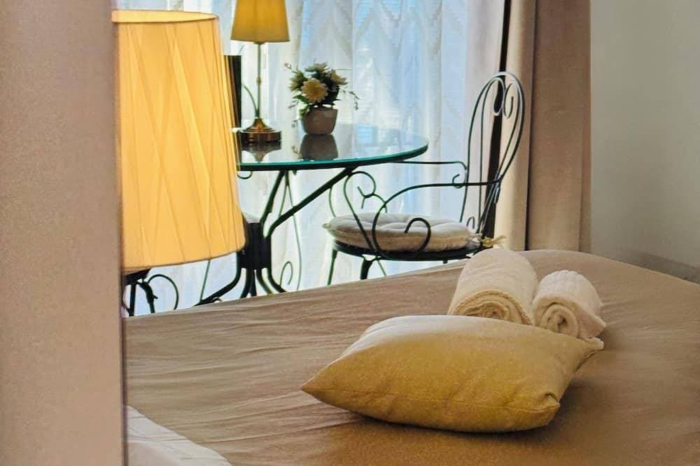 Foto 4 von 17: La Maison Rose - Gaetano Capone