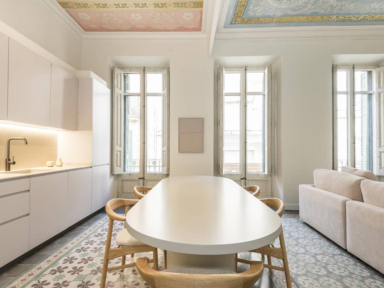 Foto 8 von 46: Ferienwohnung für 5 Personen mit Balkon/Terrasse
