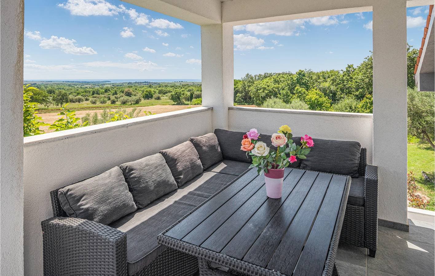 Foto 10 von 38: Charmante Ferienwohnung mit Terrasse, 2,5 km vom Strand Sirena entfernt und mit kostenlosen Parkplätzen