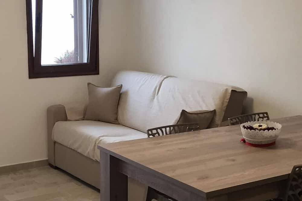 Foto 4 von 19: Baby House - Zweizimmerwohnung mit separatem Innenhof / Wohnung mit privatem Bereich<br>Iun