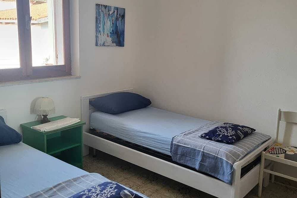 Foto 6 von 30: Apartment mit Meerblick und kostenlosem Parkplatz im Innenhof, 30 m vom Meer entfernt