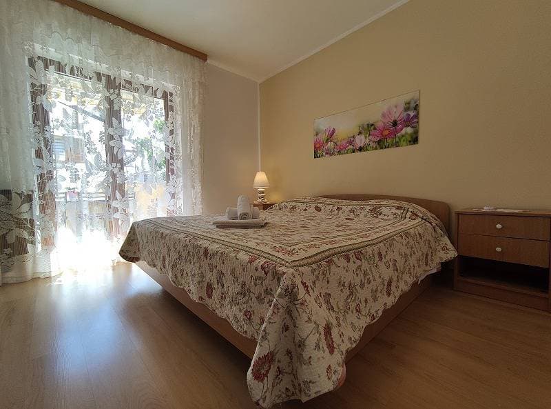 Foto 12 von 22: Ferienwohnung für 4 Personen mit Balkon