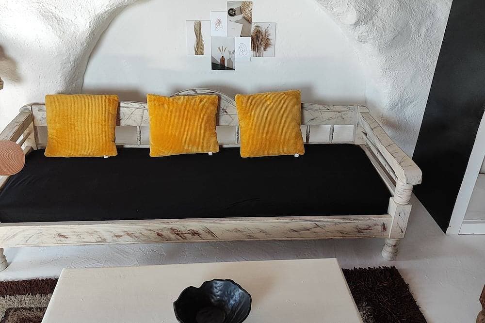 Artemis Cottage Mykonos 1 1