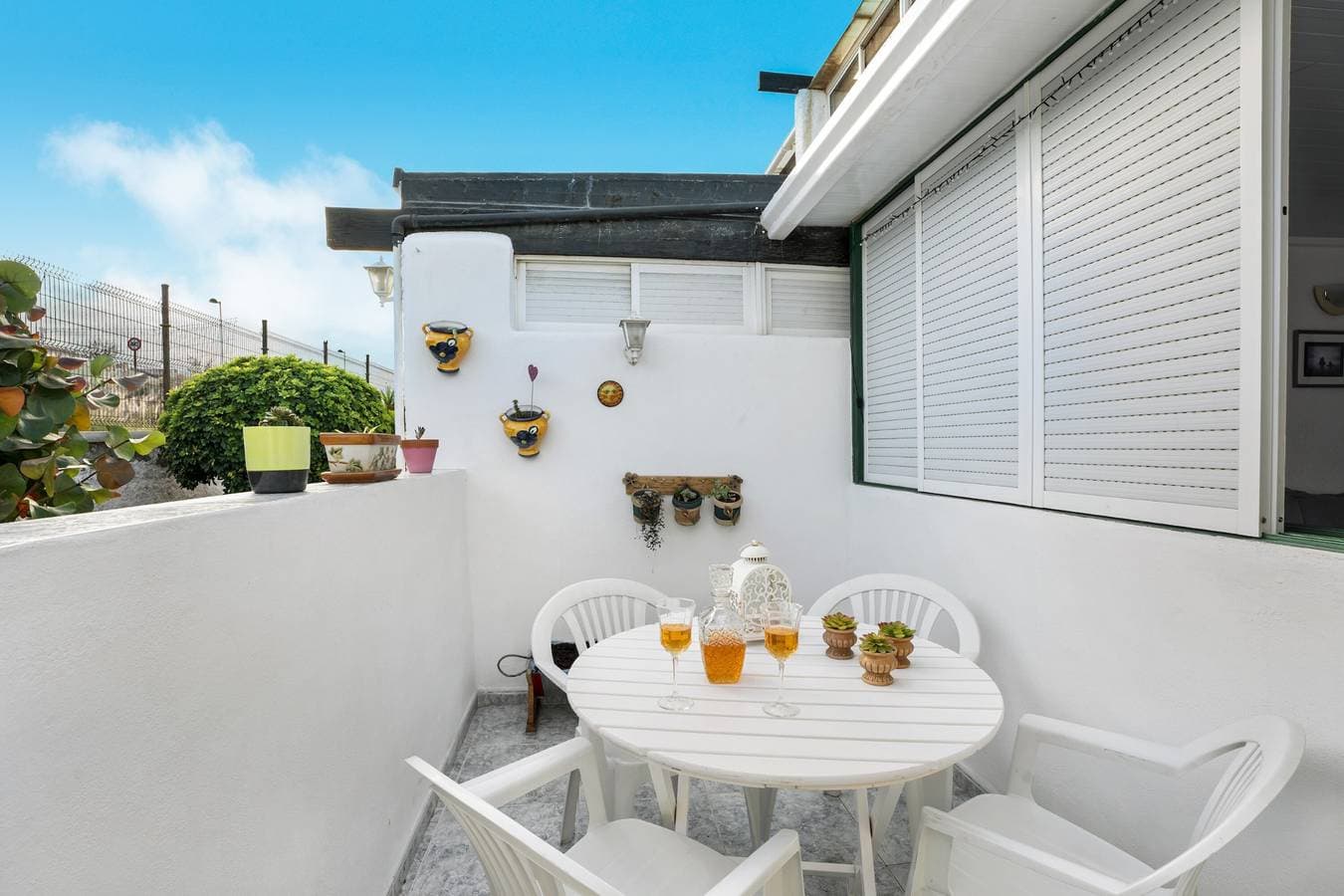 Foto 6 von 35: Ferienwohnung „Poris“ mit beheiztem Pool, privater Terrasse & WLAN