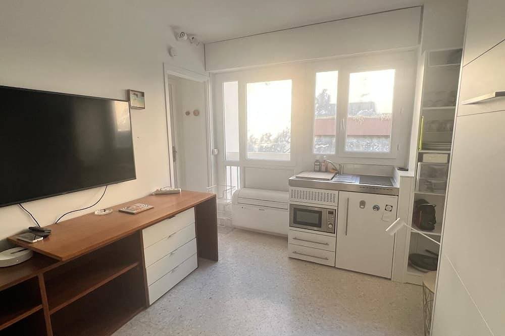 Foto 9 von 17: In the heights of Cassis, quiet studio with private parking and swimming pool.