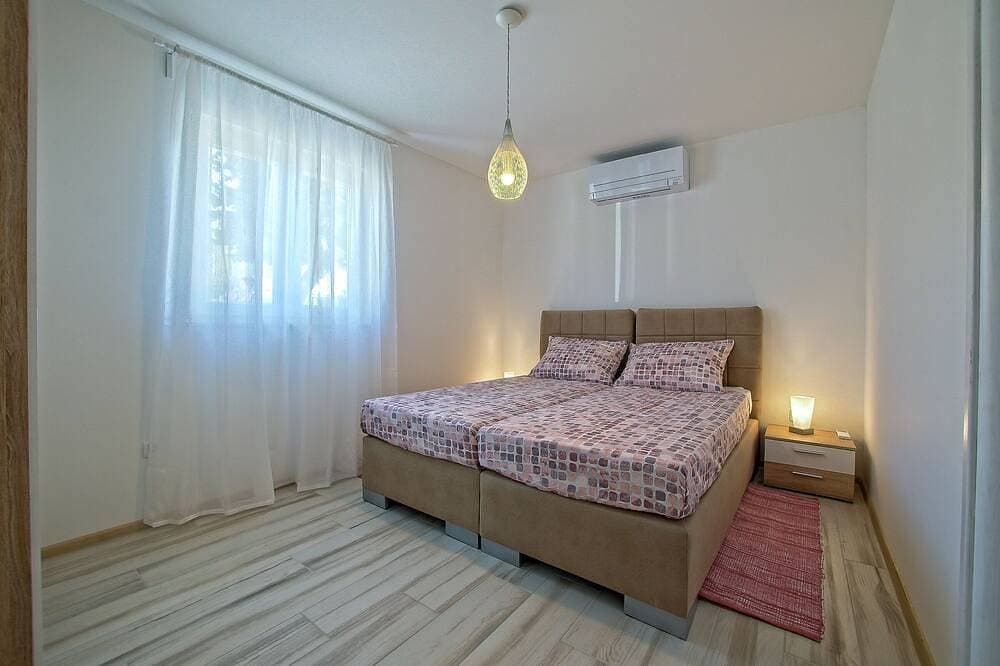 Foto 9 von 30: Ganz Neue 2019 Villa mit Pool,Grill,WiFi,Geschirrspüler,Waschmaschine