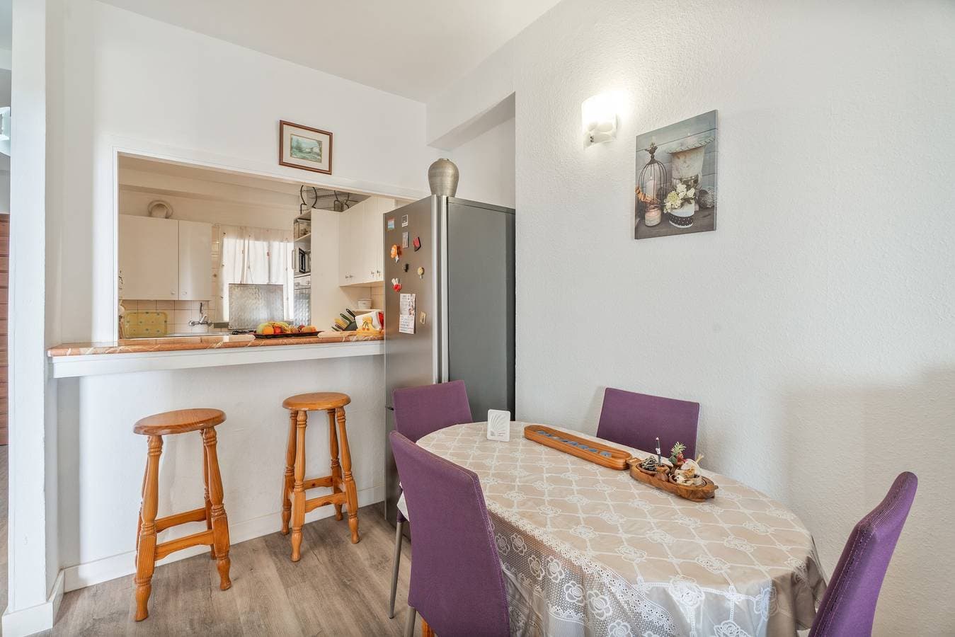 Foto 5 von 26: Ferienwohnung „Fantastisches 1-Schlafzimmer-Apartment mit Meerblick“, Pool & Klimaanlage