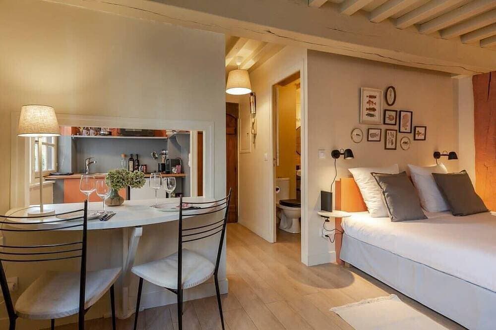Foto 4 von 16: Studio Couleur Corail – Ruhige Oase & Hof – Zentrum Honfleur