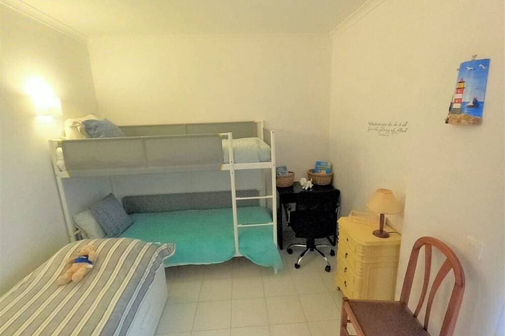 Foto 5 von 29: Algarve, T2 apartment w/sea view, near Faro
