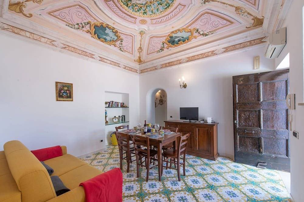 Foto 7 von 30: Antike Villa mit fantastischem Meerblick und Pool nur wenige Minuten von Positano entfernt