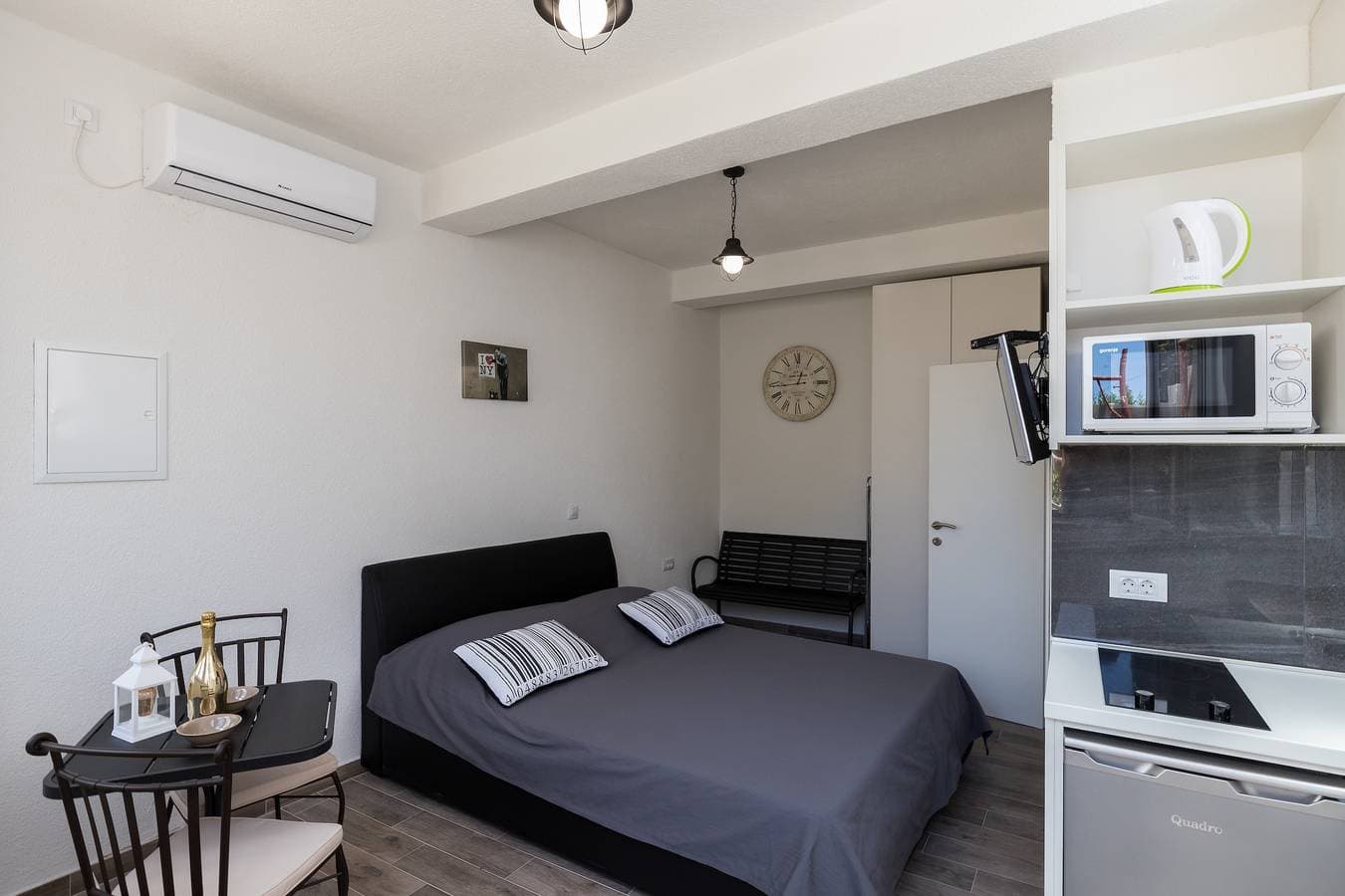 Foto 4 von 9: Studio für 2 Personen mit Meerblick