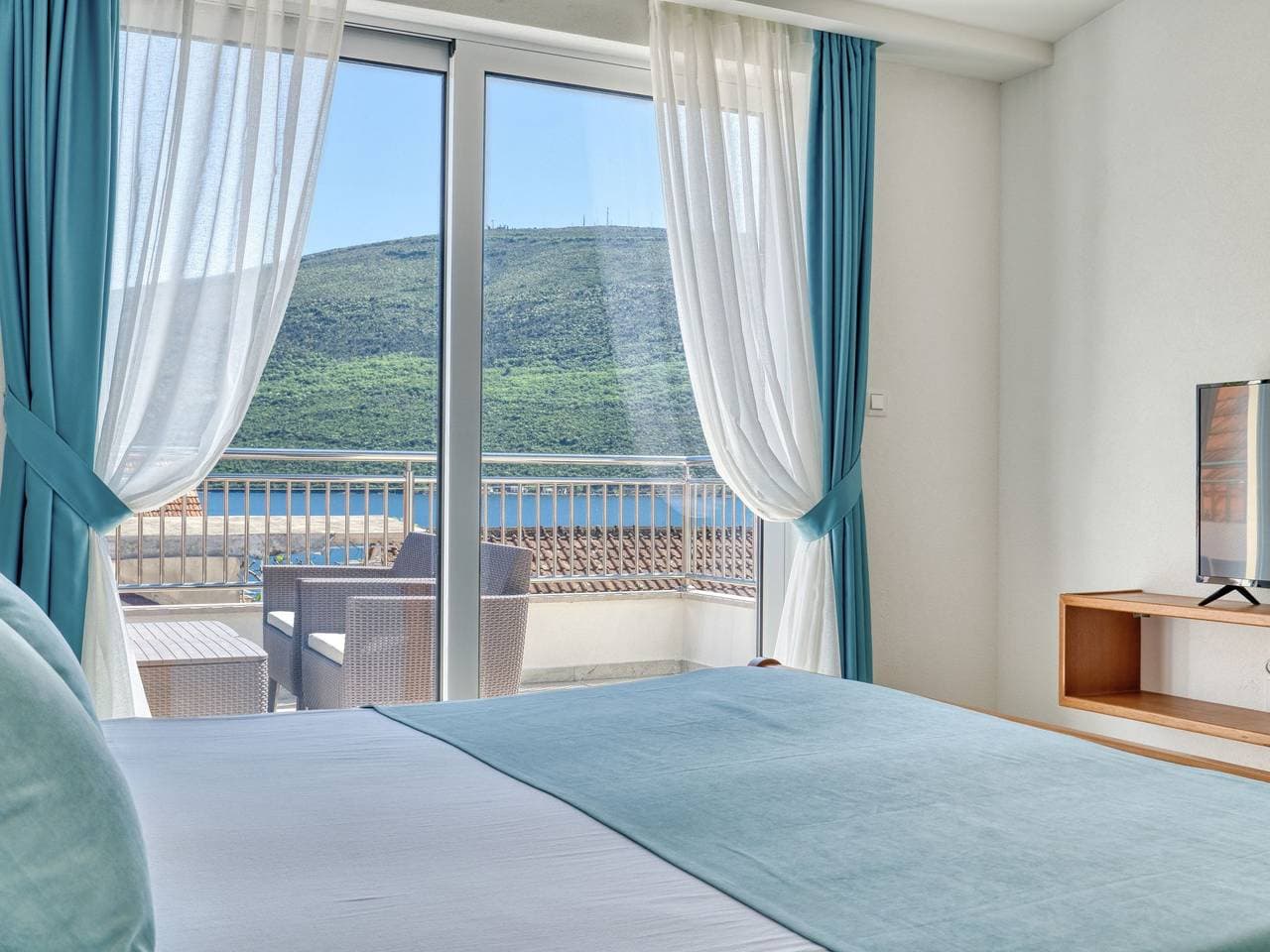 Foto 5 von 41: Ljubica Superior 3-Zimmer-Apartment mit Meerblick