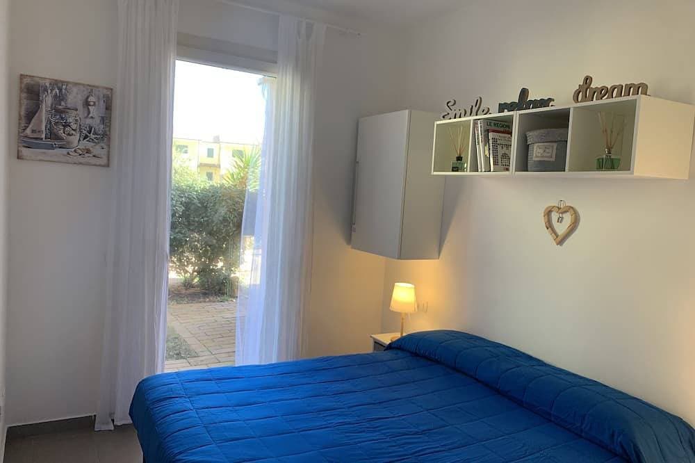Foto 2 von 30: ~ La Pavoncella ~ Peaceful haven only 30 meters from the beach