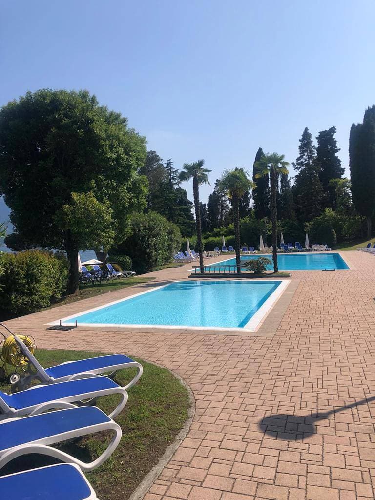 Foto 4 von 32: Gioia apartment with lake view and pool