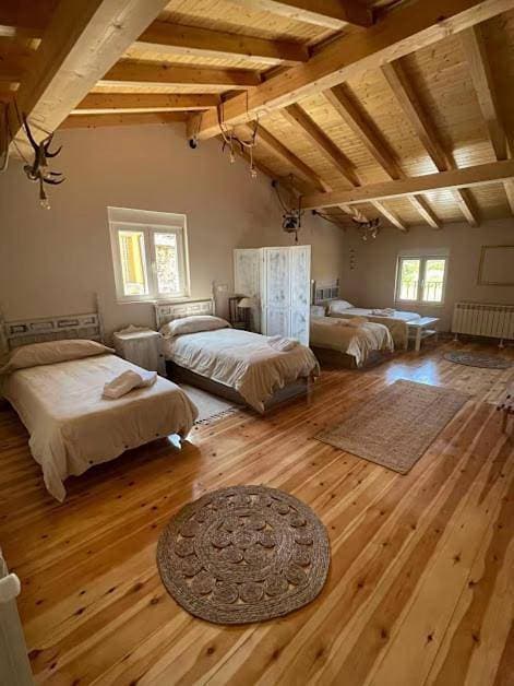 Foto 5 von 5: Two-Bedroom House