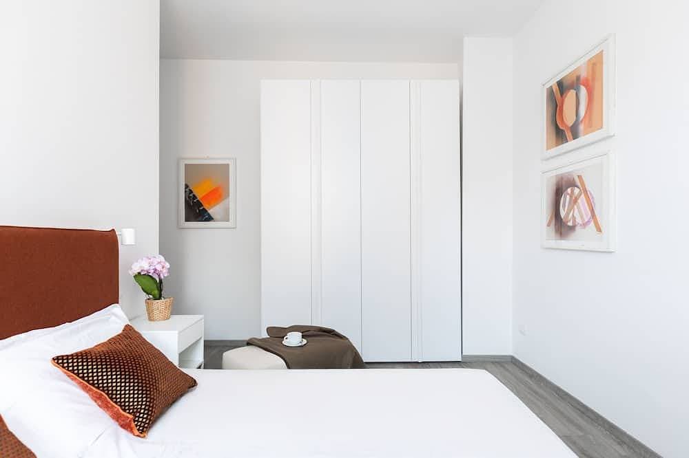 Foto 4 von 14: Three-room apartment of 58sqm, with two bedrooms and a bathroom on the fifth floor with elevator