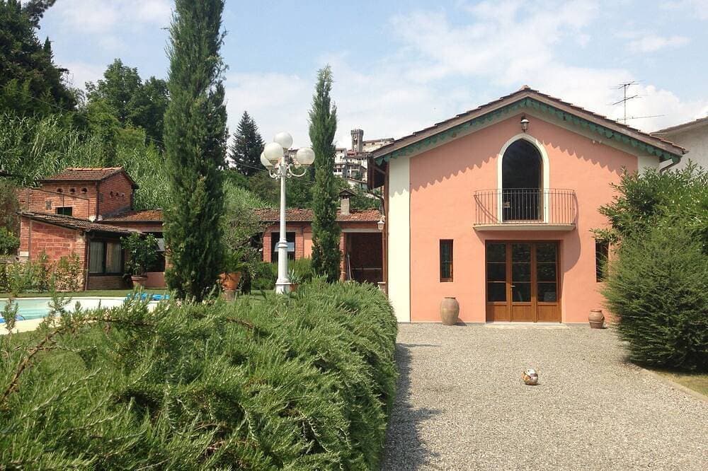 Foto 13 von 30: Ferienhaus - Villa mit Garten und privatem Pool