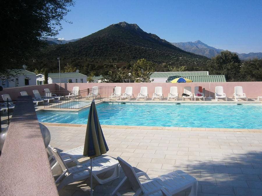 Foto 4 von 26: Parc Résidentiel La Listra - Mobilheim 6 personen - Komfort 4 Zimmer 6 Personen Klimatisiert + TV