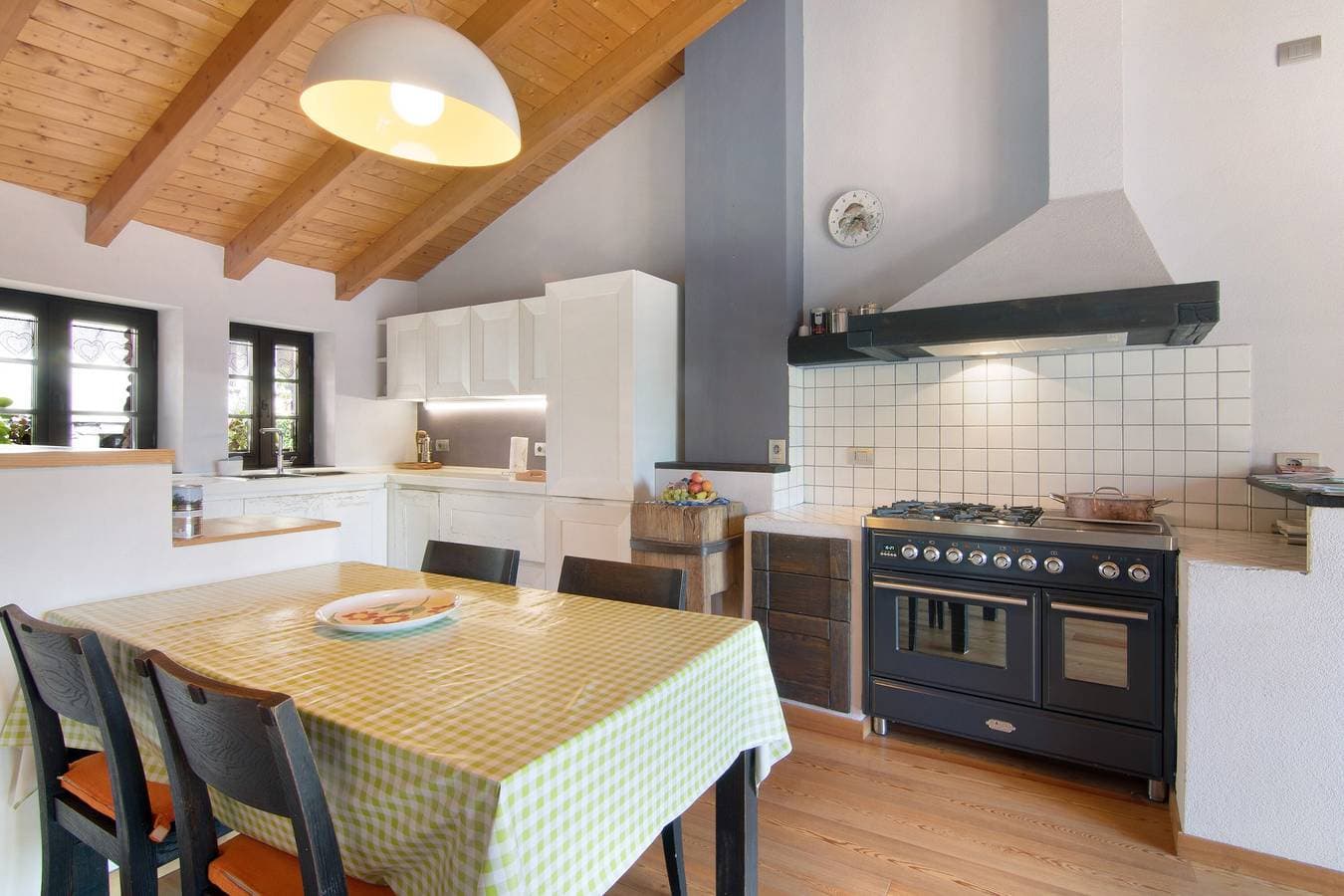 Foto 9 von 33: Ferienhaus 'Pollicina' mit Bergblick und Balkon