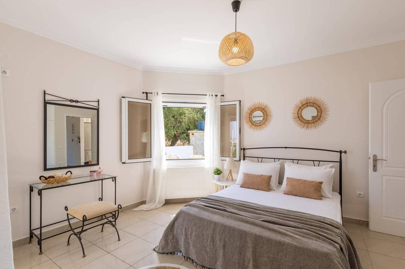 Foto 5 von 31: Villa für 8 Personen mit Garten