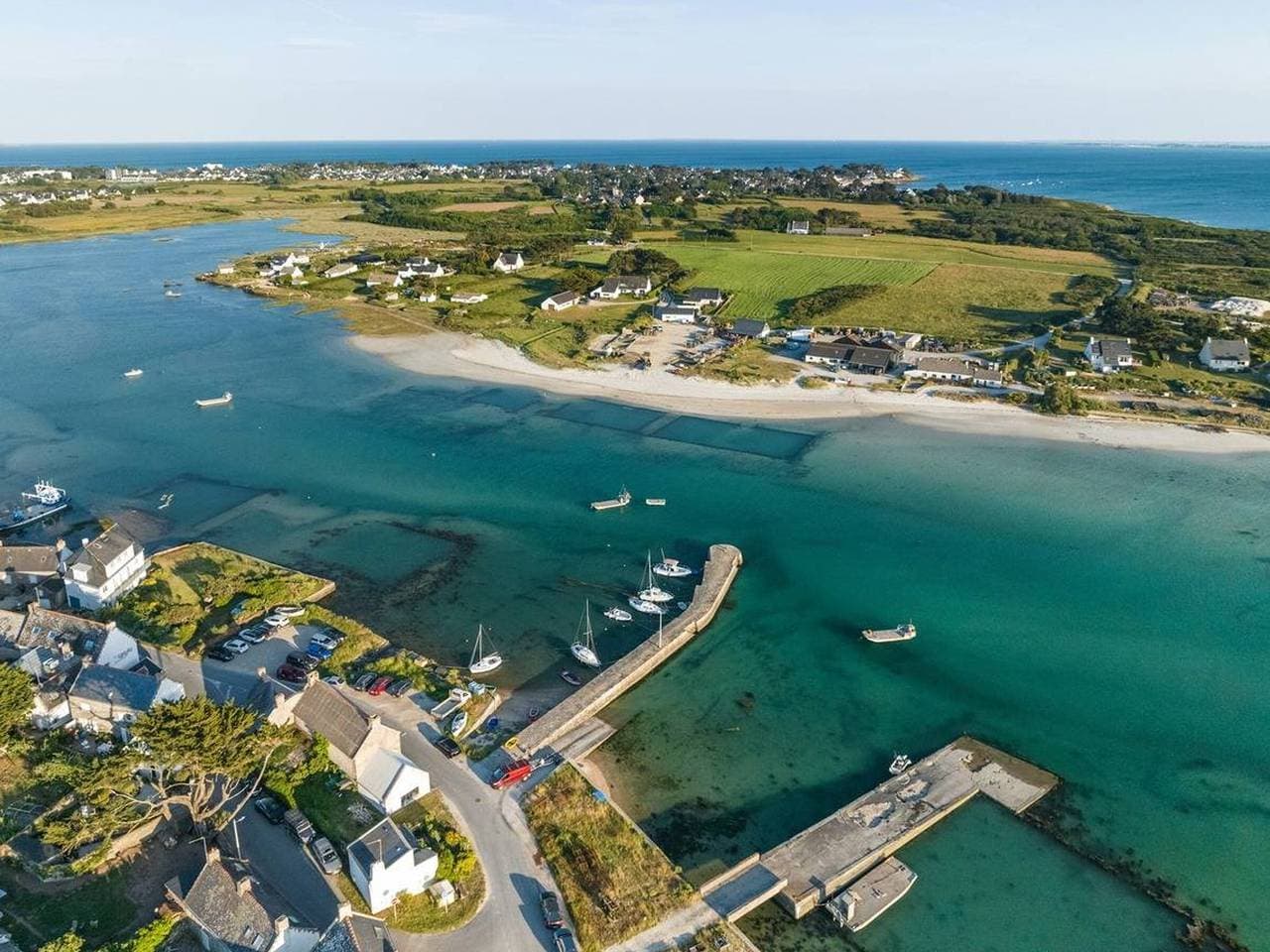Foto 13 von 17: Carnac - Stilvolles 2-Zimmer-Apartment für 4 Personen - 50m zum Strand - WLAN
