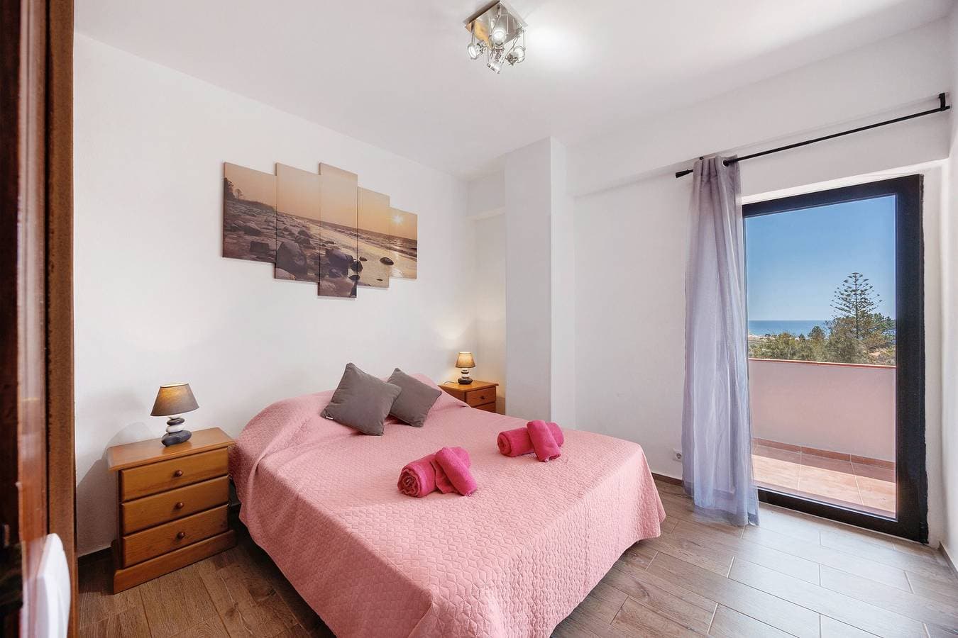 Foto 10 von 27: Ferienhaus 'Alvor Beach – Nur 50 Meter entfernt' mit Meerblick, WLAN und Klimaanlage