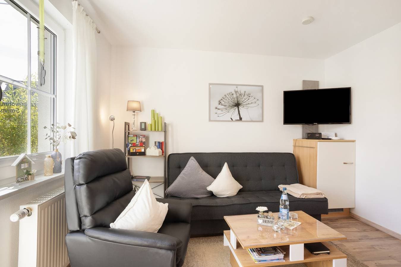Foto 4 von 23: Ferienwohnung 'Sommerwind Am Finkenbusch' mit Bergblick, privater Terrasse und Wi-Fi