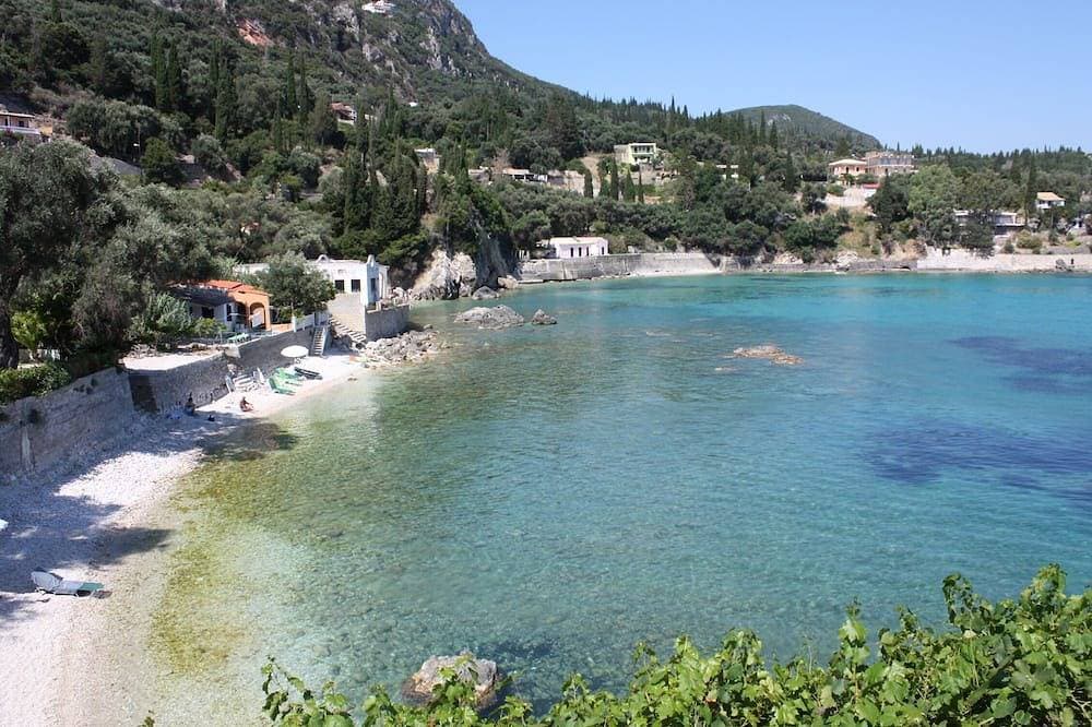 Foto 12 von 18: Room with amazing sea view 20 meters from the beach
